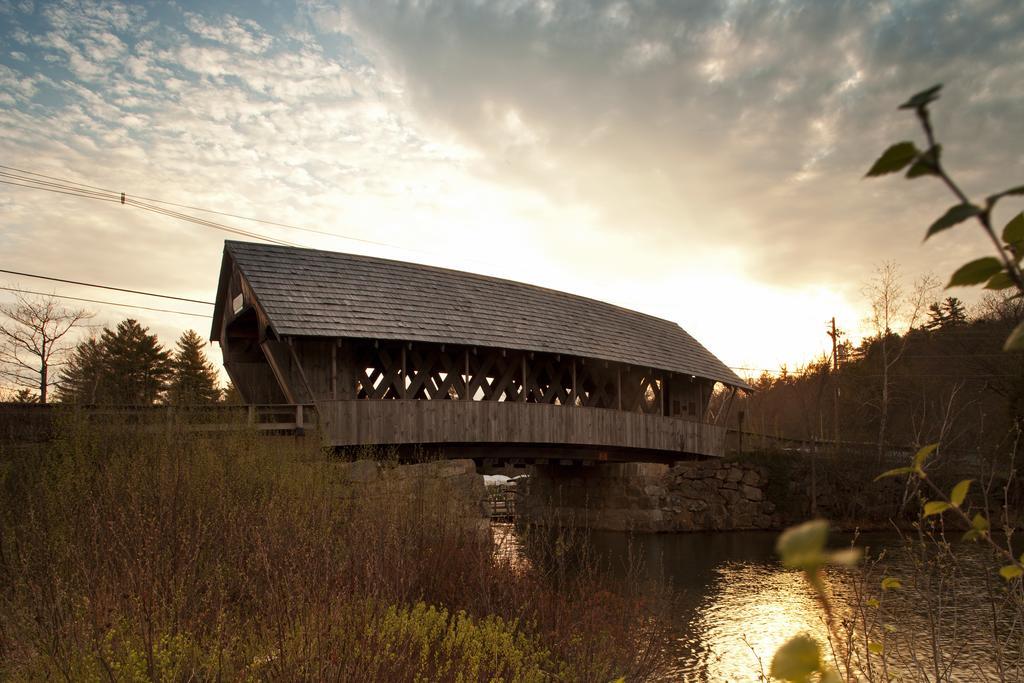 Inn On Golden Pond Holderness Exterior photo